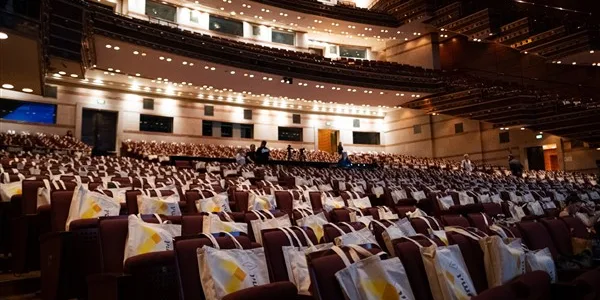 Η ALUMIL στο πλευρό της αρχιτεκτονικής που διαμορφώνει το μέλλον