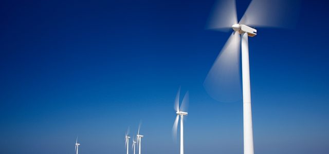 ΔΕΗ: καινοτόμες παροχές στις εγγυήσεις προέλευσης σε εταιρικούς πελάτες