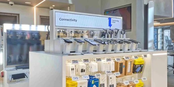 TechLiving Zone: Προϊόντα ενέργειας και τεχνολογίας στα καταστήματα ΔΕΗ