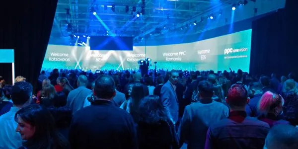 Η ΔΕΗ επανασχεδιάζει την εμπειρία του πελάτη