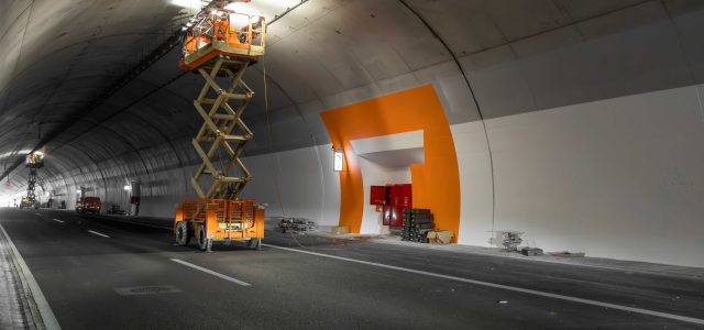 Αναβάθμιση σηράγγων Ακράτας με φωτιστικά LED και επαναχρωματισμό