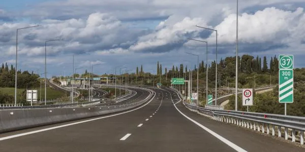 Σε λειτουργία η χιλιομετρική χρέωση στην Πατρών-Πύργου