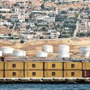 Πέραμα: σχέδιο απομάκρυνσης των δεξαμενών καυσίμων