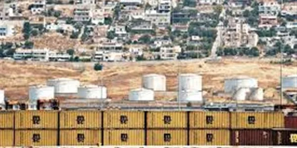 Πέραμα: σχέδιο απομάκρυνσης των δεξαμενών καυσίμων