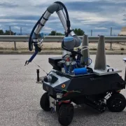 Ένα αυτόνομο ρομπότ δοκιμάστηκε στην Ολυμπία Οδό!