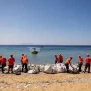 Typhoon Project: καθαρισμός ακτών σε έξι νησιά του Νοτίου Αιγαίου