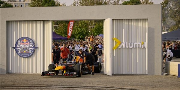 RedBull Showrun by ALUMIL: εμπειρία τεχνολογικής καινοτομίας 160.000 θεατών