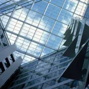 Global alliance for Buildings and Constructions: Το κτίριο μηδενικής ενέργειας Edge στο Άμστερνταμ οδηγός για το μέλλον των κατασκευών