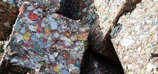 ΥΠΕΝ: κλείνουν όλες οι χωματερές σε Κυκλάδες-Δωδεκάνησα