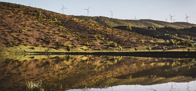 ΕΛΕΤΑΕΝ: οι ανεμογεννήτριες δεν μειώνουν τις βροχοπτώσεις