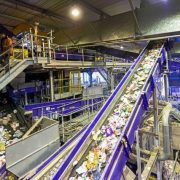 Από μία κλωστή τα έργα μισού δις ευρώ νέων μονάδων ανακύκλωσης αποβλήτων
