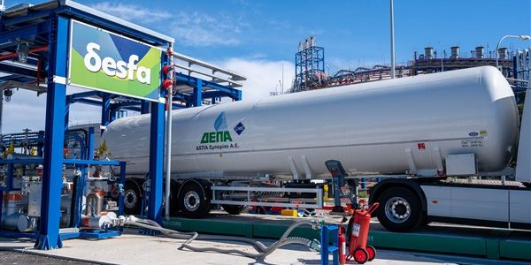 ΔΕΠΑ Εμπορίας: ολοκληρώθηκε η πρώτη οδική μεταφορά LNG με ειδικό LNGtrailer