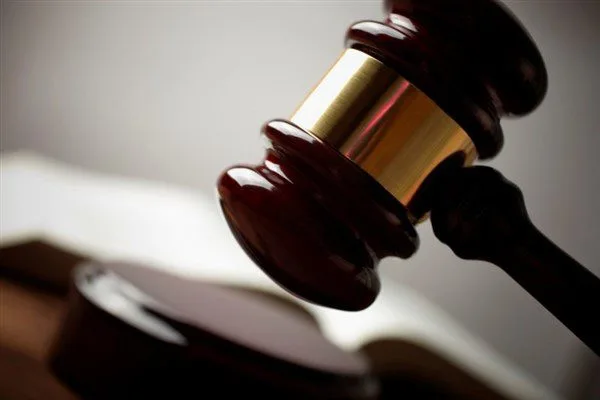 ΕΑΔ: Στον Εισαγγελέα ΥΔΟΜ και Δήμοι για οικοδομικές άδειες, αυθαίρετα και «μαύρο» χρήμα  