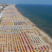 Τροπολογία για την παραχώρηση χρήσης αιγιαλού