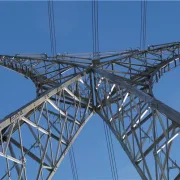 ΥΠΕΝ: οι αλλαγές στην ενεργειακή αγορά για νοικοκυριά, επιχειρήσεις, επενδύσεις