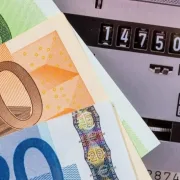Δημοτικά τέλη: βγαίνουν από το λογαριασμό ρεύματος