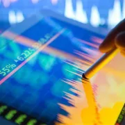 ΡΑΕ:  μέτρα ανάσχεσης των αυξήσεων στα τιμολόγια του ηλεκτρικού