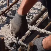 Νομοθετικό κενό επταετίας στα ανασφάλιστα έργα και μελέτες