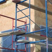 Υποδομών: 1000 ευρώ/τμ για ανακατασκευή και 550 ευρώ/τμ για επισκευή κατοικιών στις πυρόπληκτες περιοχές