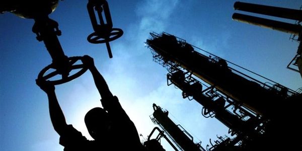 ΕΛΠΕ: «χαμηλά οι τιμές του πετρελαίου για όλο το 2020»