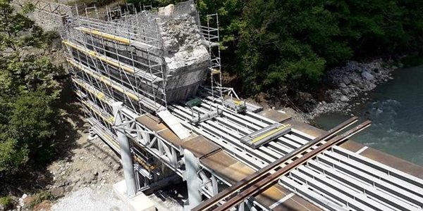 Έτοιμη το φθινόπωρο η γέφυρα της Πλάκας – Τα «μυστικά» του έργου