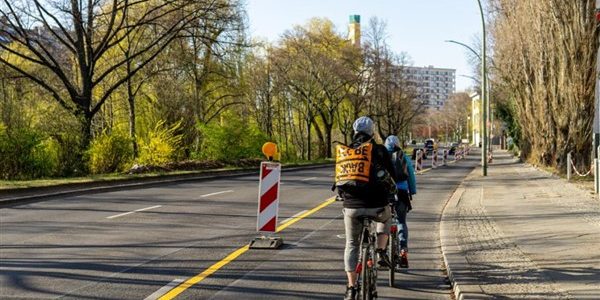 ΥΠΕΝ: πεζόδρομοι και ποδηλατόδρομοι εξπρές, με τροπολογία στη Βουλή 