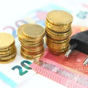 Πήρε παράταση η ανακοίνωση των νέων τιμολογίων ρεύματος