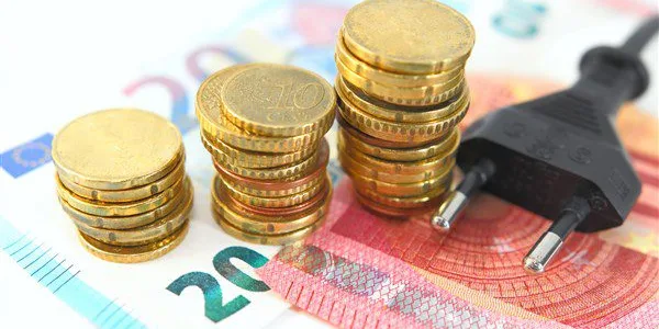 ΥΠΕΝ: θα συνεχιστεί η στήριξη των καταναλωτών στην ενεργειακή κρίση