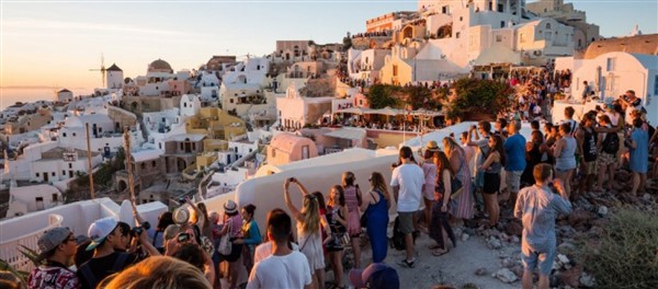 ΕΛΛΕΤ: παρέμβαση για τη Φέρουσα Ικανότητα στην Σαντορίνη