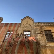 Ζωή σε εμβληματικά κτίρια και στέγη για μηχανικούς σε Πάτρα και Καβάλα