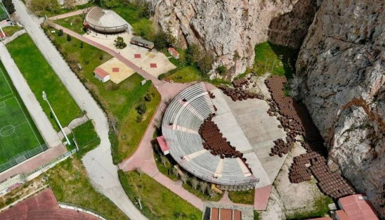 Αττική: αστικές αναπλάσεις και χώροι πρασίνου σε 13 Δήμους