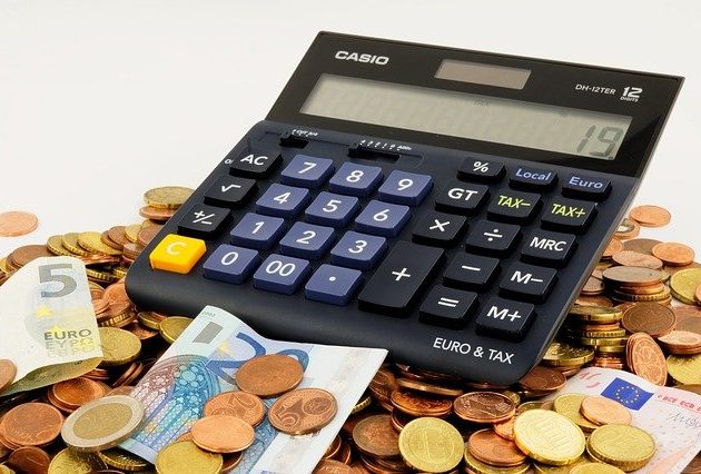 Ελεύθεροι επαγγελματίες: τι περίμεναν και τι παίρνουν από το καλάθι της ΔΕΘ